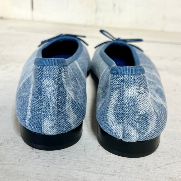 NEW Chanel Denim Printed CC Cap Toe Ballerina Flats Shoes Light Blue Women's 36 - Picture 9 of 10